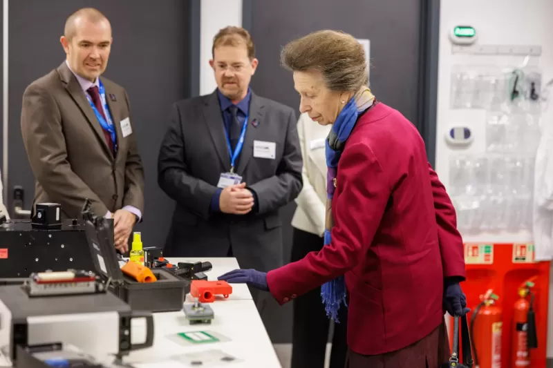 Her Royal Highness visits The Biodetection Technologies Hub